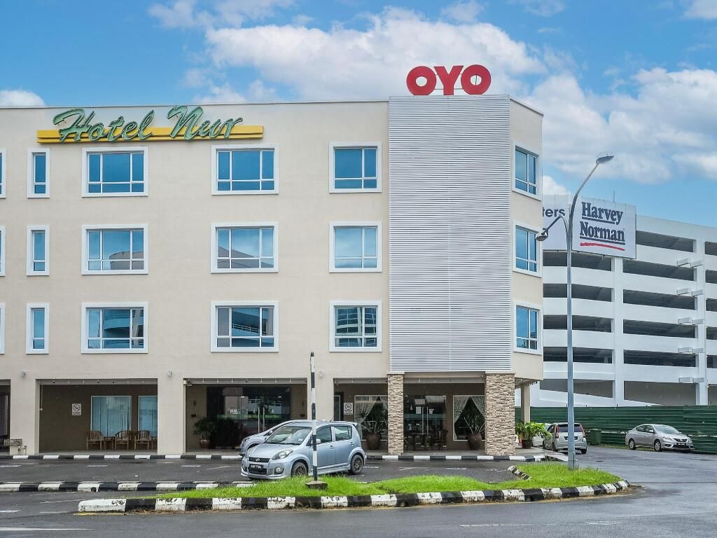 Hotel Nur Miri