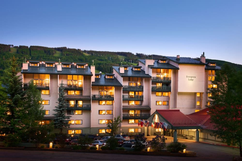Evergreen Lodge at Vail - Vail - Building