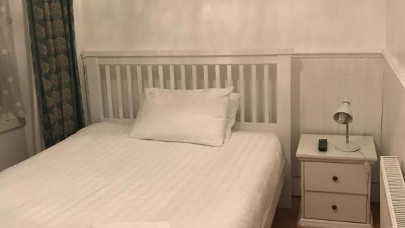Manor Lodge Guesthouse