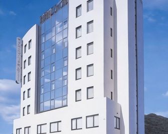 Hotel New Usuki - Usuki - Gebäude