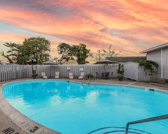 2 Rehoboth Beach House --- 20494 Coastal Highway, Unit #2 - Rehoboth Beach - Pool