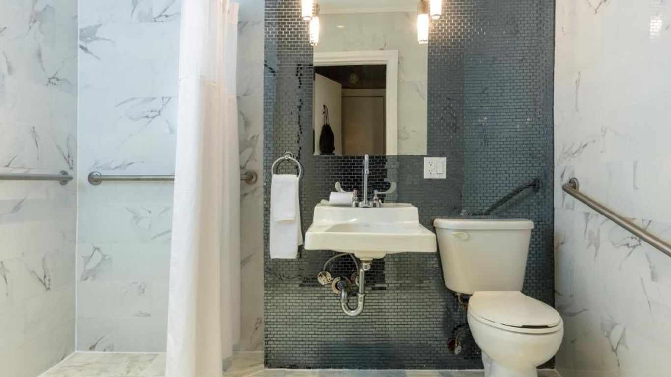 Square Hotel at Times Square