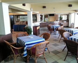 Pacific Orient Hotel - Miri - Restaurante