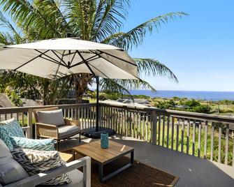 Halekii Sunset Beautiful 4 br Kealakekua Home - Kealakekua - Balcony