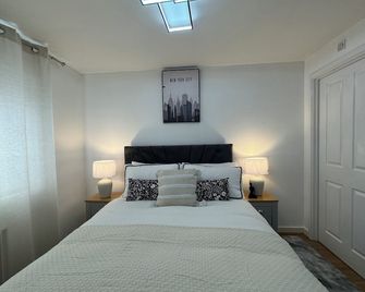 New Modern Townhouse Holiday Home Free Parking - Mánchester - Habitación