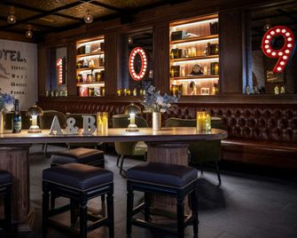 Hotel Indigo West Chester - Downtown By IHG - West Chester - Bar