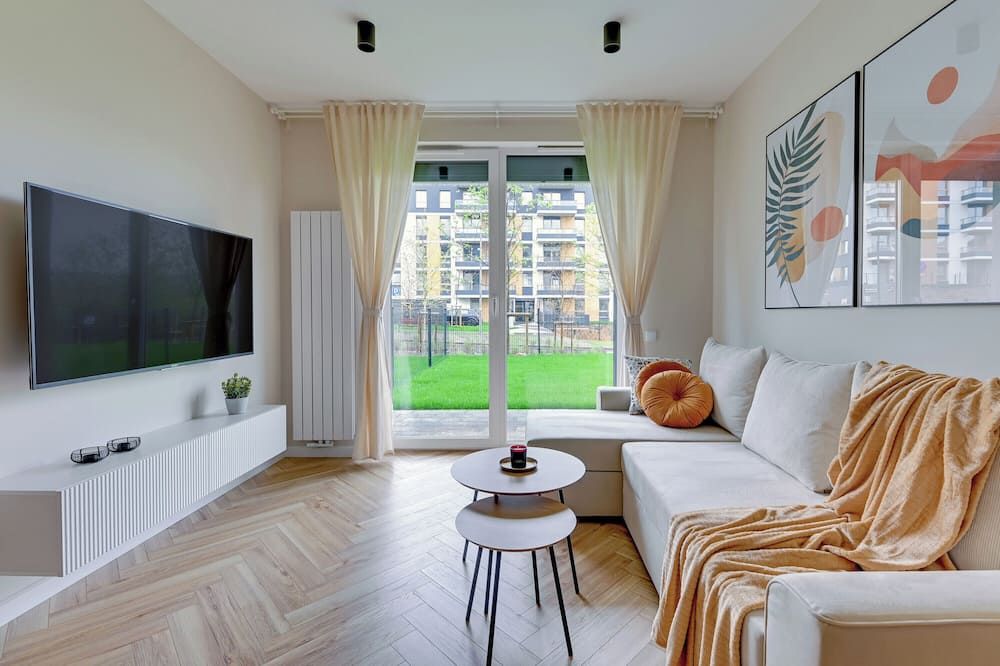 Ptasia 55 Prestige Apartment with Garden by BookingHost - غدانسك - غرفة معيشة