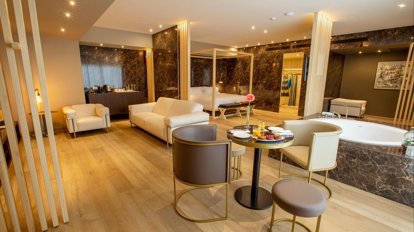 Una Hotels Mh Matera