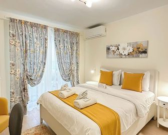 Sunrise Apartments City Center - Bucharest - Bedroom