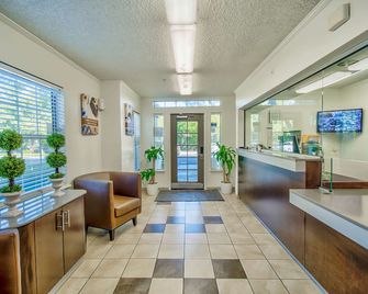 Studio 6 Phoenix Deer Valley - Phoenix - Vastaanotto