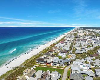 304 Rosemary Beach Inn - Includes Beach Chairs & Complimentary Breakfast + Access to 4 Pools - Rosemary Beach - Playa