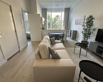 Meerdervoort A1 in The Hague - La Haya - Sala de estar