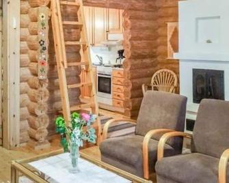 Vacation home 5816 by Interhome - Äänekoski - Sala de estar