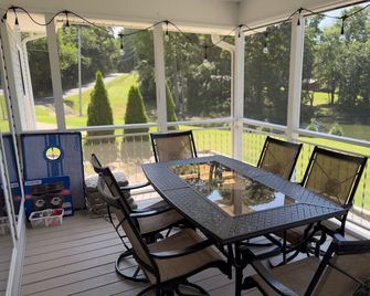 Lake Retreat,views&location,dock,boat Parking, Sleeps 9, 3 Full Baths,rtj Golf - Florence - Balkon