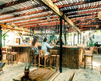 셀리나 푸에르토 에스콘디도 - 푸에르토 에스콘디도 - 레스토랑