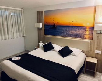 Brit Hotel Confort Morlaix - Saint-Martin-des-Champs - Ložnice