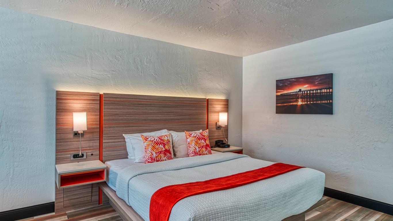 كازا فيا مار إن، آن أسيند كوليكشن هوتل