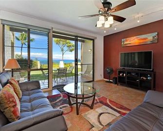 Napili Point #B-26 - 1 Br Condo - Kapalua - Salon