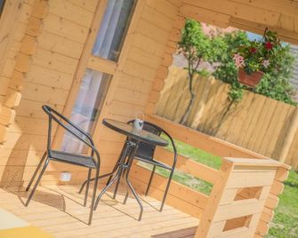 Sloneczny Ogrod Domki Letniskowe Zator - Zator - Patio