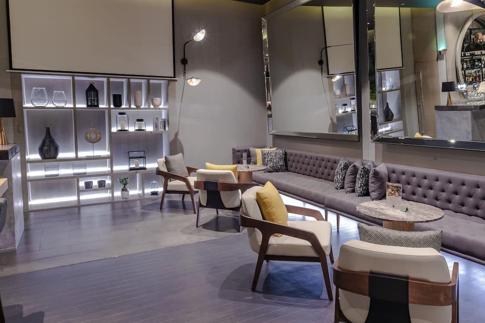 Centro Capital Centre