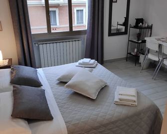 Bed & Breakfast Centrale - Bologna - Makuuhuone