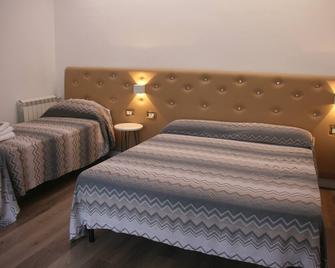 Messina41 Hotel - Messina - Ložnice
