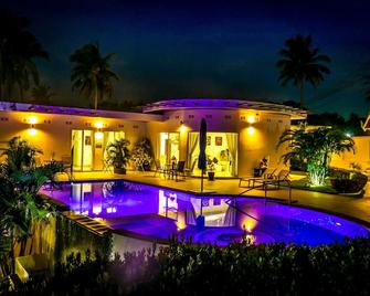 The Inspiration Residence - Rawai - Pool