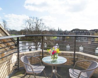 Citystay Living Marino Place - Cambridge - Balcon