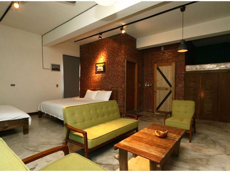 Taitung Open Surf Shop And Hostel