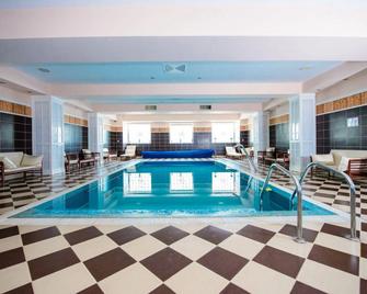 Grand Hotel Sofianu - Râmnicu Vâlcea - Pool