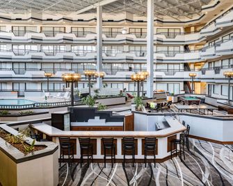 Howard Johnson by Wyndham Lima - Lima - Balkon