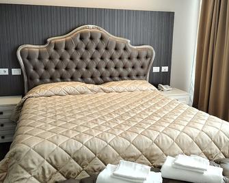 Hotel Datini - Prato - Schlafzimmer