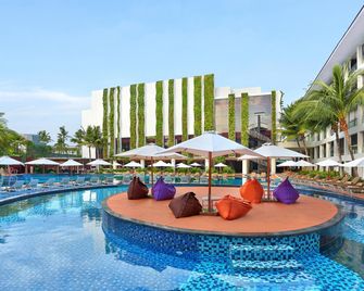 The Stones Hotel - Legian Bali, Autograph Collection - קוטה - בריכה