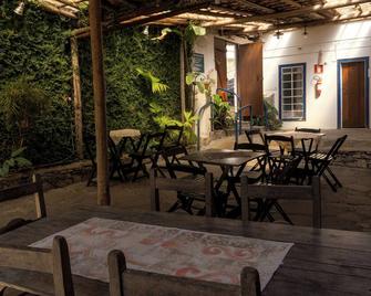 Comfort Suite 101 - Acayaca Inn - Diamantina - Binnenhof