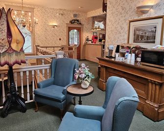 Hotel Planter - La Conner - Wohnzimmer