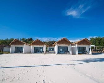 Luna Resort Koh Rong - Kaoh Ouen - Edificio