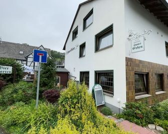 Hotel Haus Erlen - Olsberg - Building