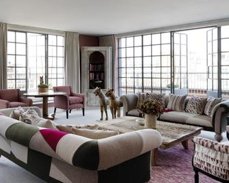 The Soho Hotel - Lontoo - Olohuone