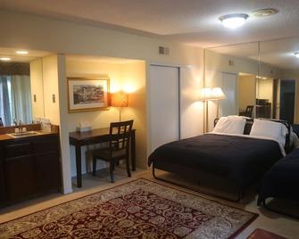 Bed And Breakfast In Hollywood Hills - Los Angeles - Bedroom