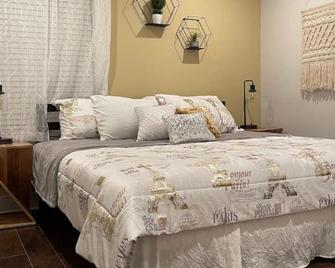 No Chore Checkout Pets Ok Mins To I-40 Comfy King - Kingston - Schlafzimmer