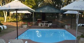 Ascot Inn - Pietermaritzburg - Πισίνα