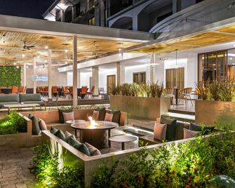 Courtyard by Marriott San Jose Escazu - San José - Patio