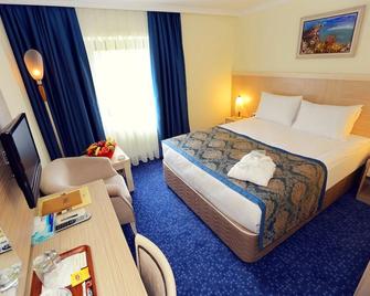 Atakule King Hotel - Ankara - Bedroom