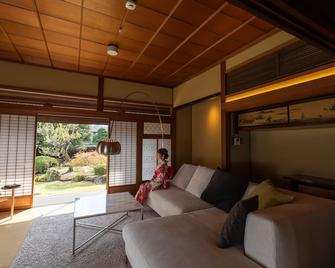 Iizukatei - Nakagawa - Sala de estar