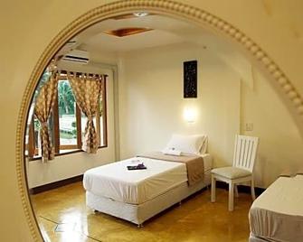 Baansuan Amphawan Resort - Samut Songkhram - Bedroom
