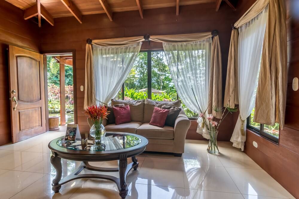 Hotel El Silencio del Campo - לה פורטונה - סלון