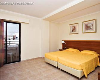 Cleopatra Classic Hotel - Kardamena - Slaapkamer
