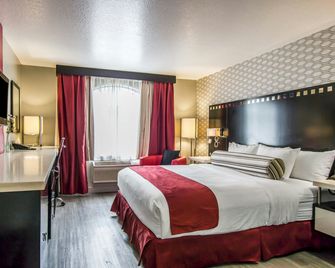 Tilt Hotel Universal-Hollywood, An Aga Collection Hotel - Los Angeles - Bedroom