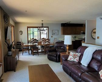 Deerwood Home near Brainerd. - Deerwood - Sala de estar