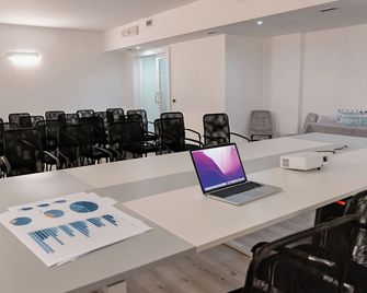 Ahg Riva Del Sole Wellness Hotel - Adults Only - Moniga del Garda - Meetingruimte